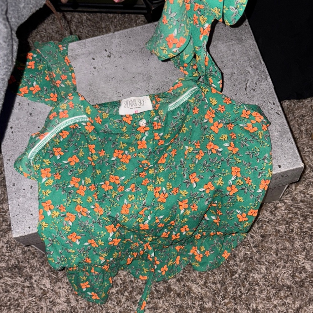 Green Floral Women's Top